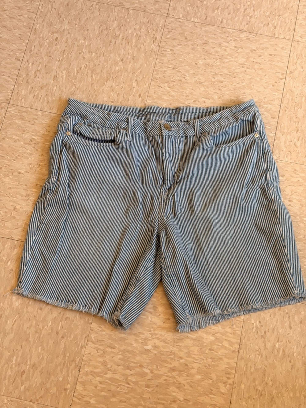Seven7 Women’s Blue White Striped Denim 100% Cotton Shorts Size 16 Bermuda Y2K